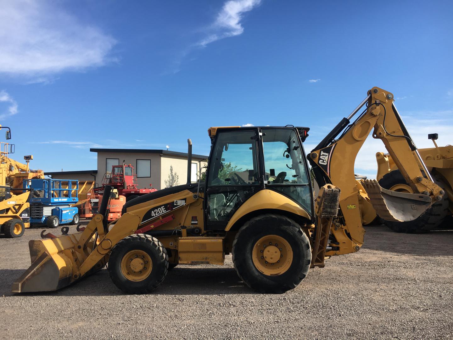 ./imagenes/INVOICE/2019/16542/RETROEXCAVADORA CATERPILLAR 420E (8).JPG